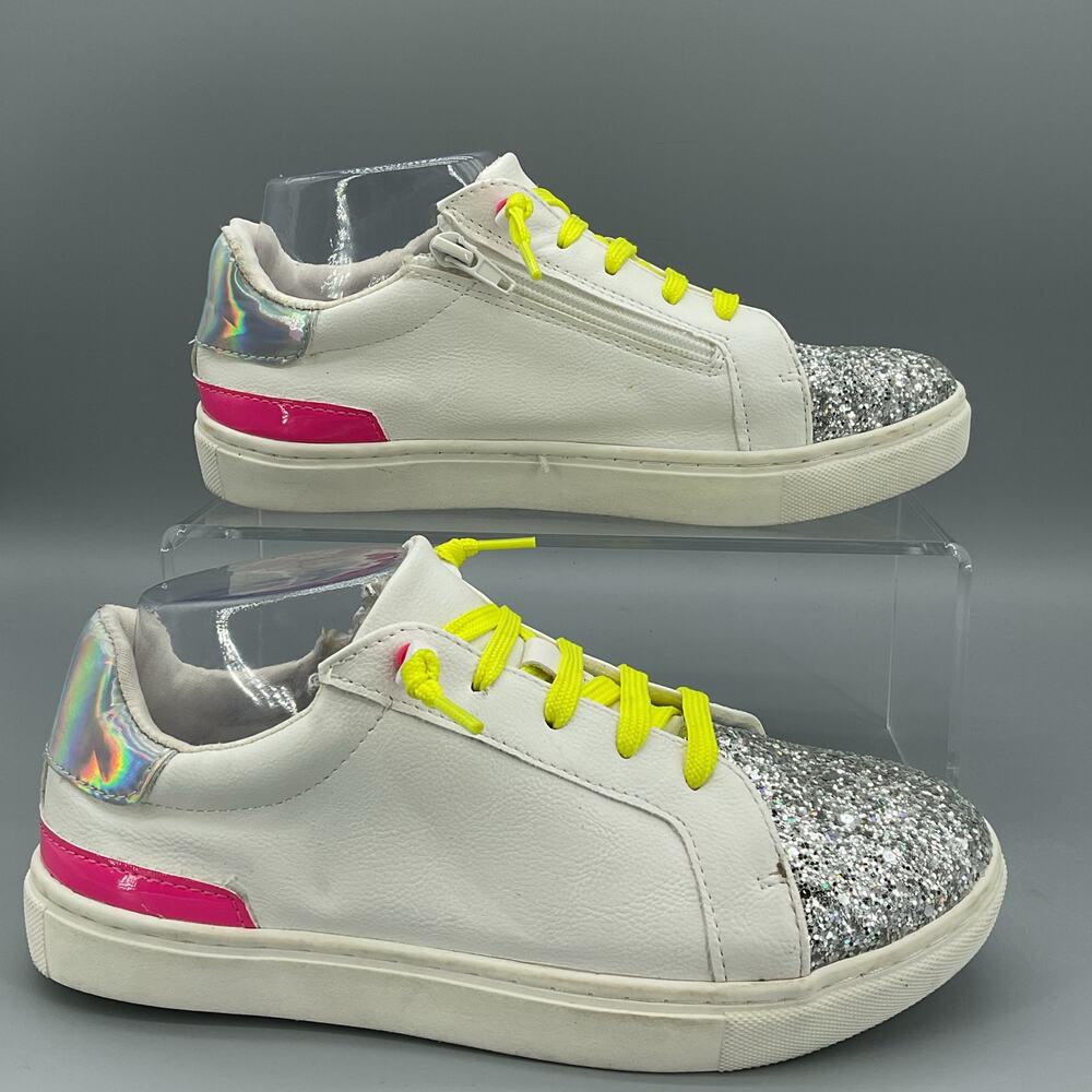 Dolce Vita Girl’s Salister Fashion Sneakers White/Silver Size 5